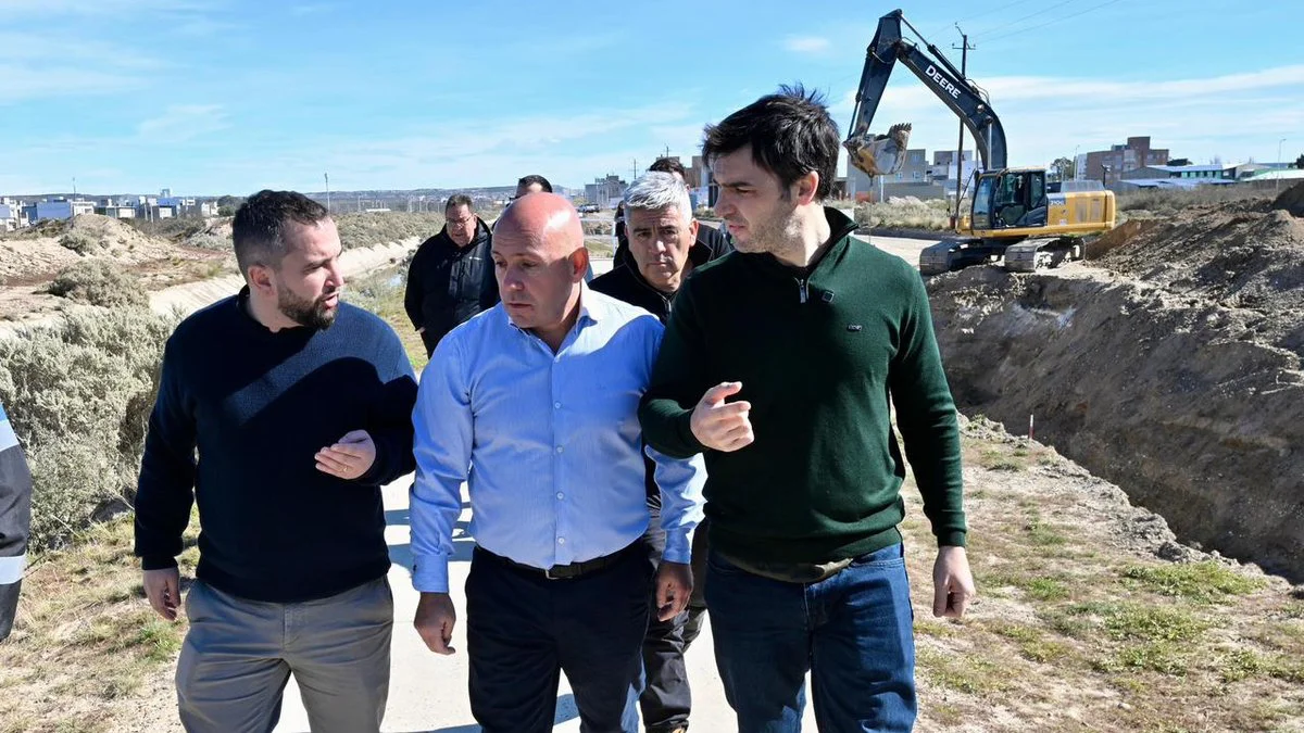 Torres y Sastre recorrieron las obras en la Circunvalación de Madryn