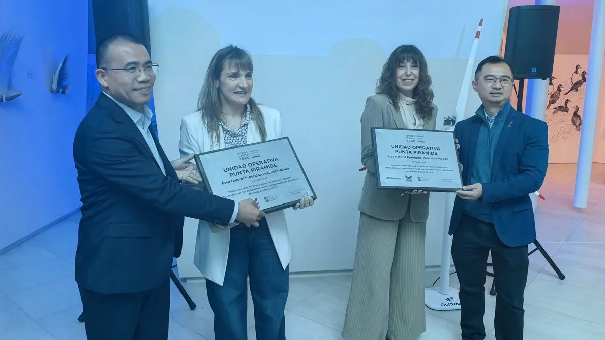 Inauguración pasarelas Área Protegida