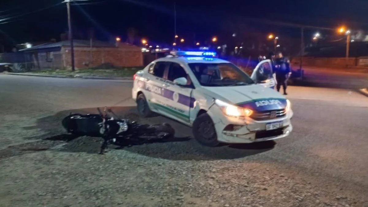 Choque y fuga en Trelew