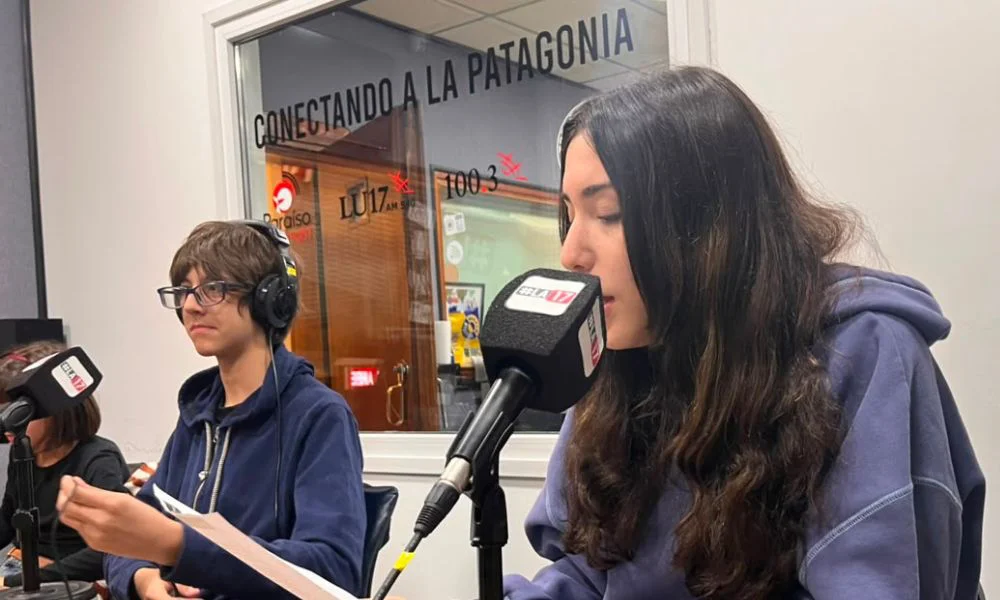 Alumnos de FAPE en la Radio 4