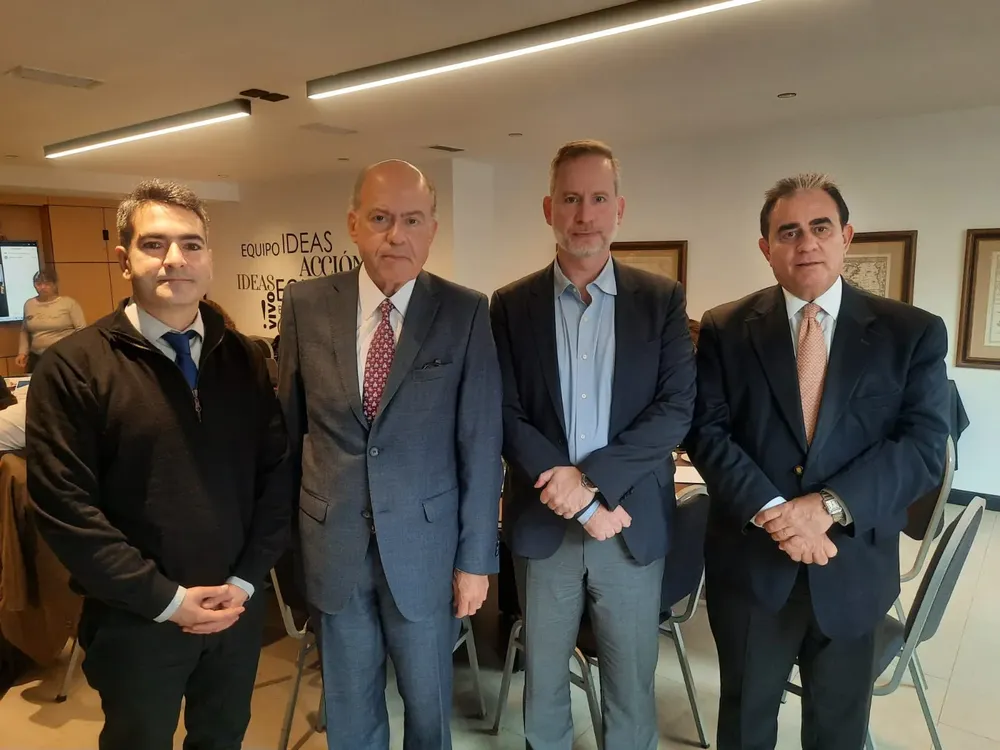 Presidente ARPA, Lic. Martín Berrade, Presidente de AIR, Dr. Paulo Tonet Camargo, Presidente de ATA, Lic. Eugenio Sosa M