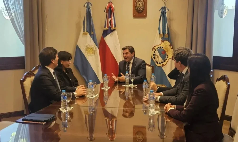 Apunta directamente a destrabar procesos administrativos y políticos que frenaban emprendimientos compartidos.