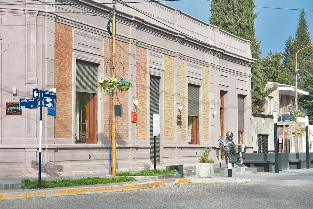 La Mercante. Dolavon