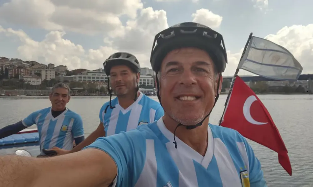 Viajando al mundial en bicicleta