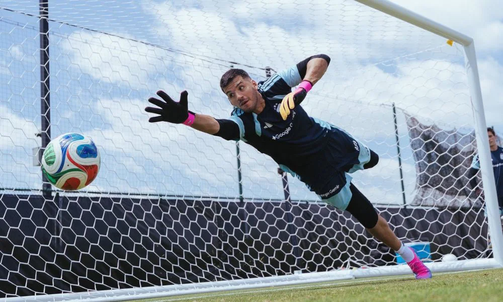 Gerónimo Rulli. Foto X @Argentina