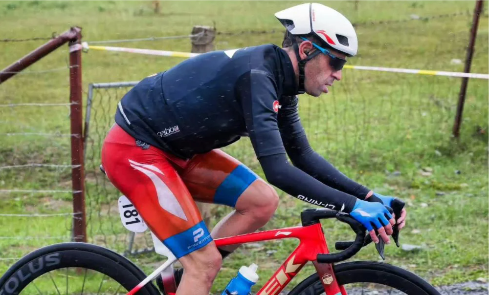 El ciclista de Rawson Eduardo Sepulveda terminó sexto en la etapa inaugural de la prueba asiática.