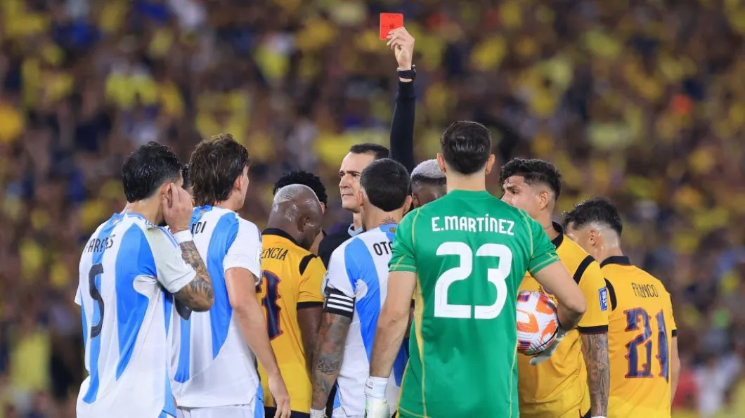 Argentina perdió 1-0 ante Ecuador en Guayaquil.