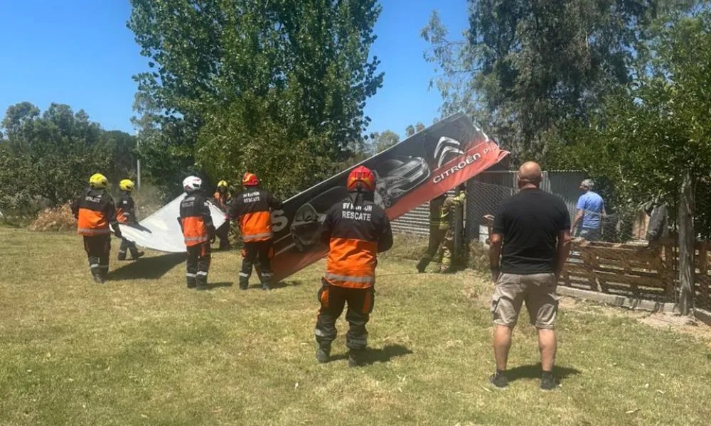 Voladura de un cartel publicitario en Rawson