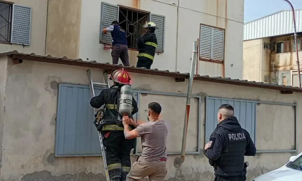 Rescate de mujer en Comodoro Rivadavia