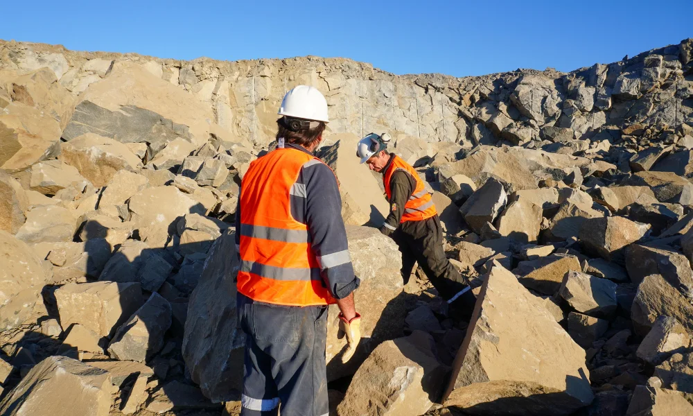 Trabajos en el cerro Chenque