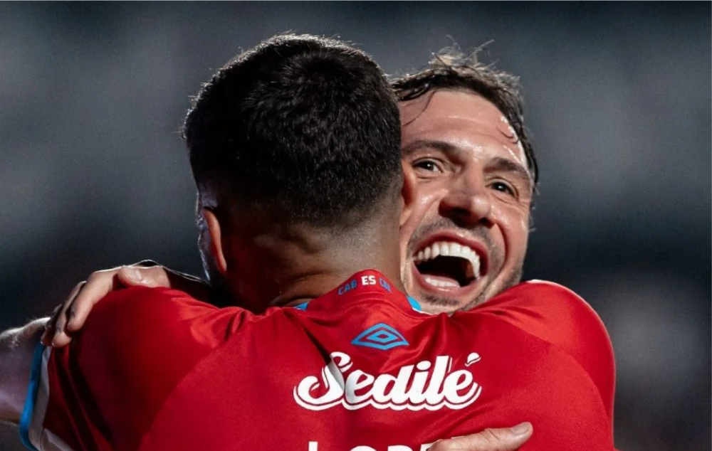 Con un cabezazo de Franco Vázquez, el Pirata venció 1-0 a Independiente Rivadavia.