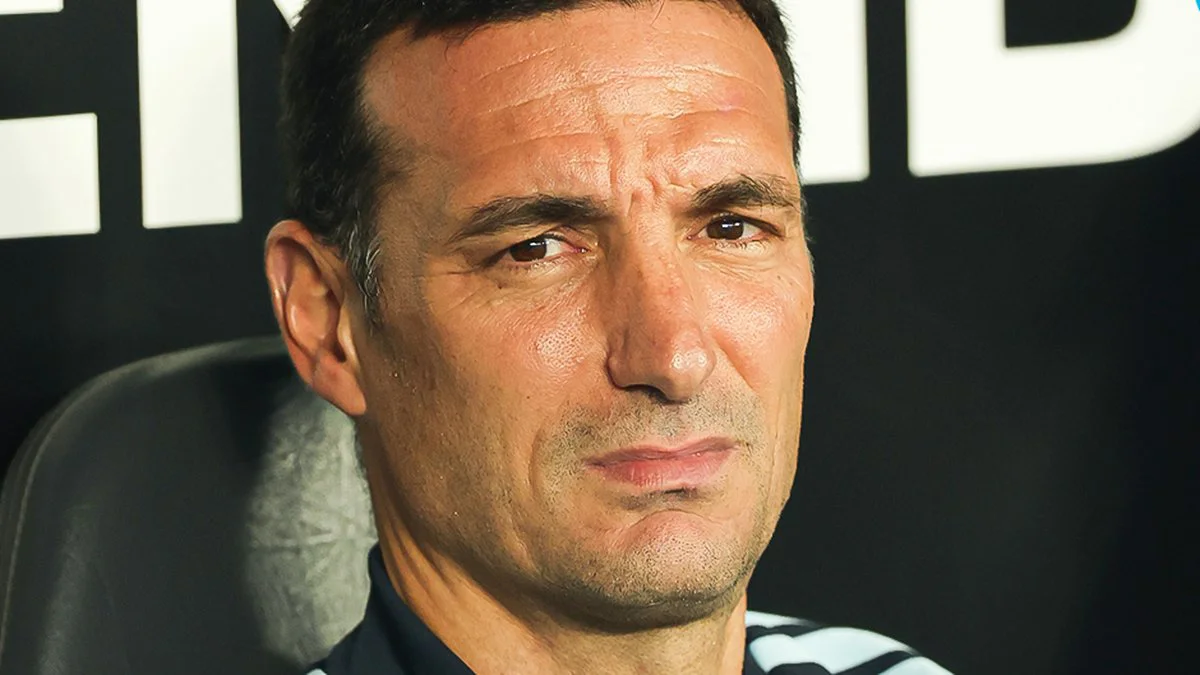Scaloni foto oficial AFA x