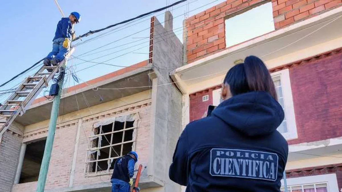 Instalación clandestina de cable en Madryn