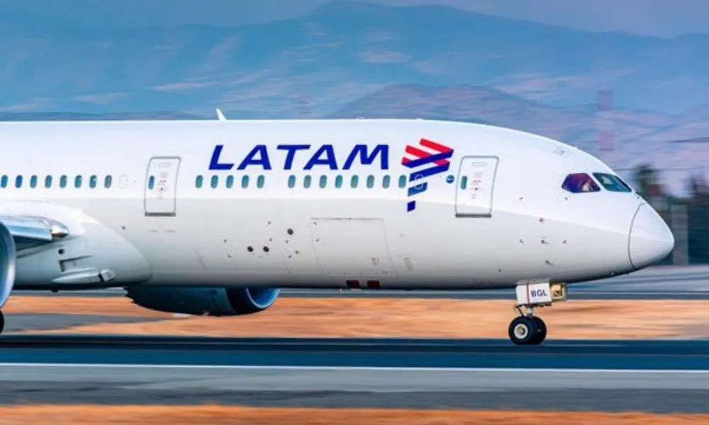 Latam volvería a volar en Argentina