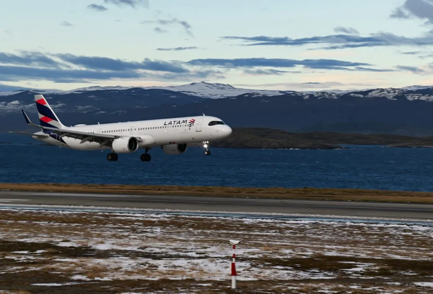 latam ushuaia