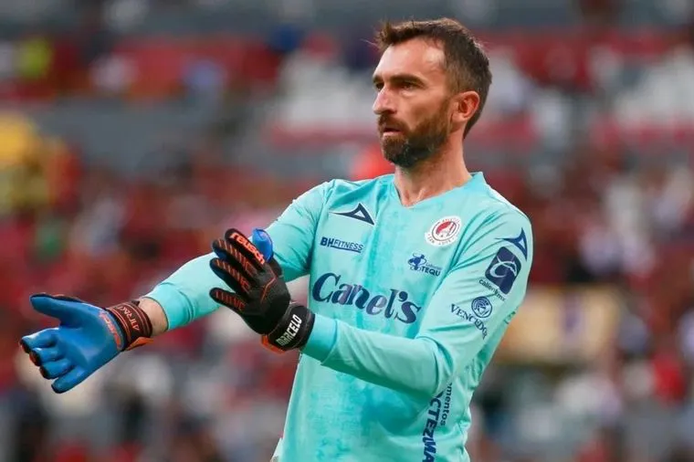 BAROVERO VUELVE AL FÚTBOL ARGENTINO