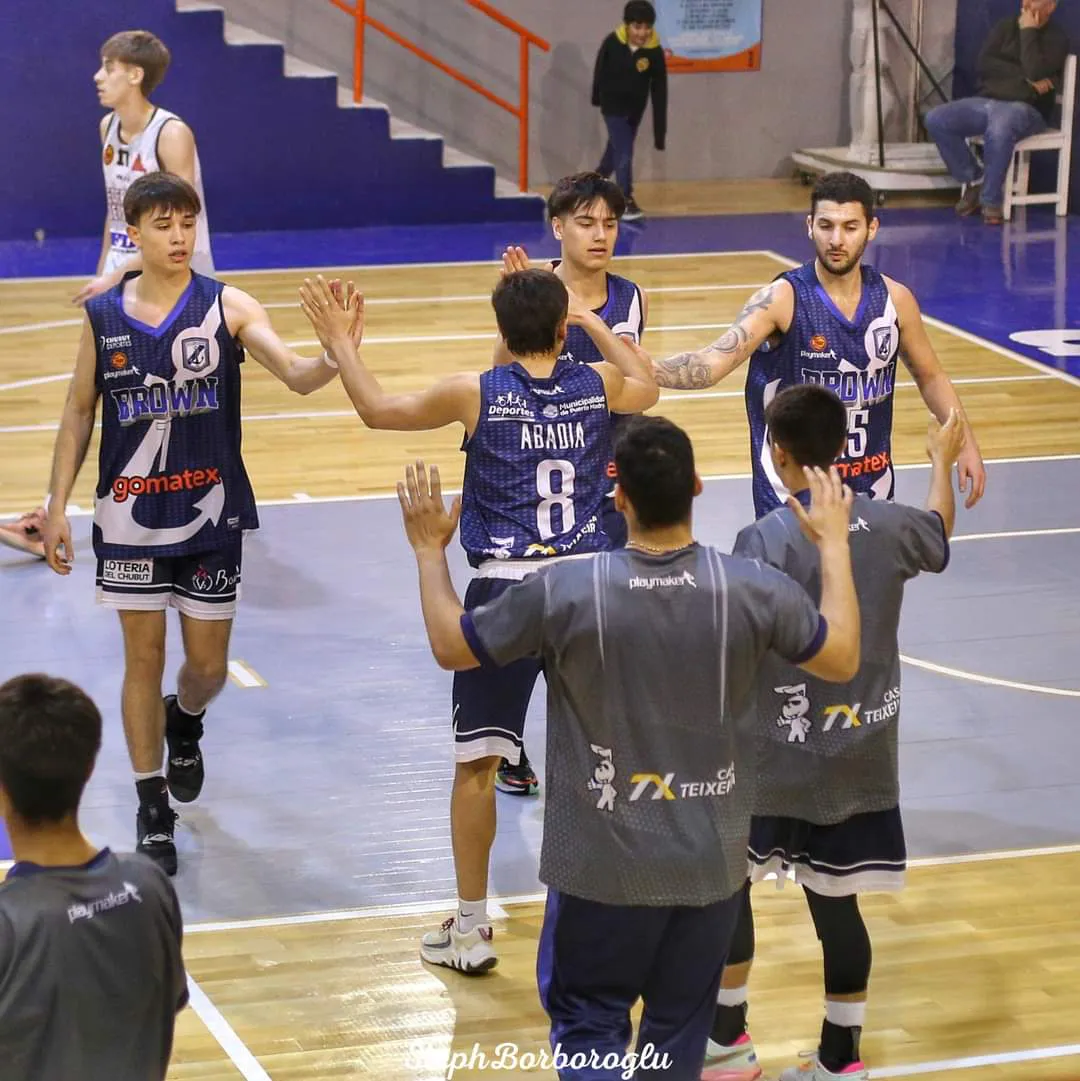 BROWN CERRÓ UN GRAN FIN DE SEMANA EN EL PRE-FEDERAL