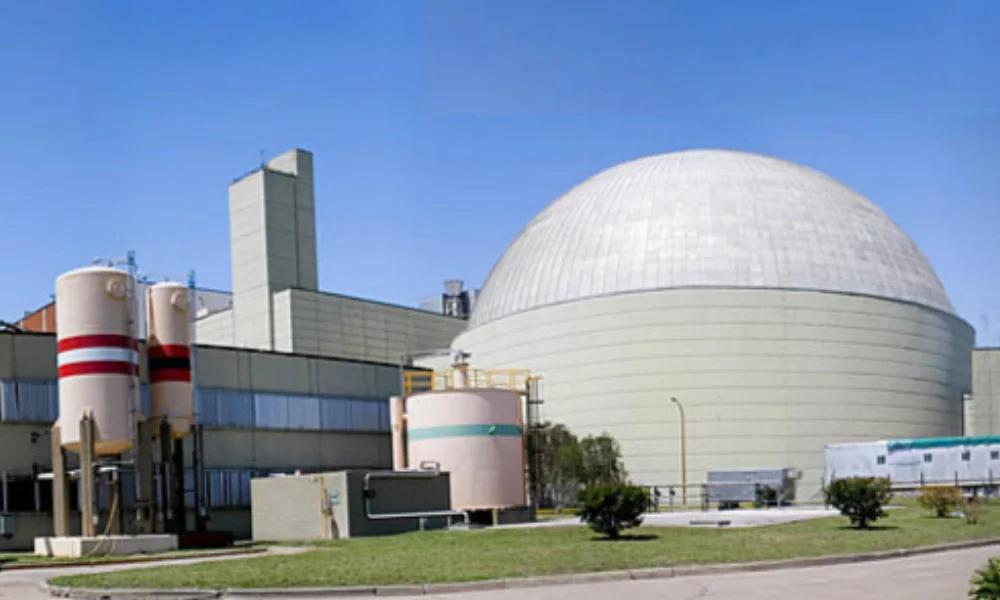 Las modificaciones en los requisitos para contratar servicios de limpieza en centrales nucleares despertaron inquietud.