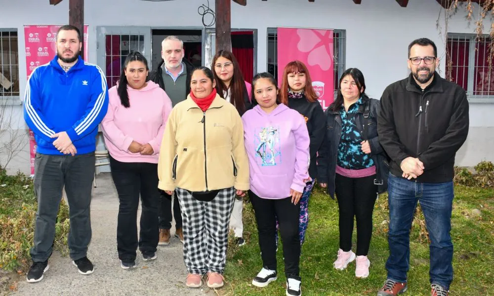 Capacitaciones laborales para muejres en Esquel