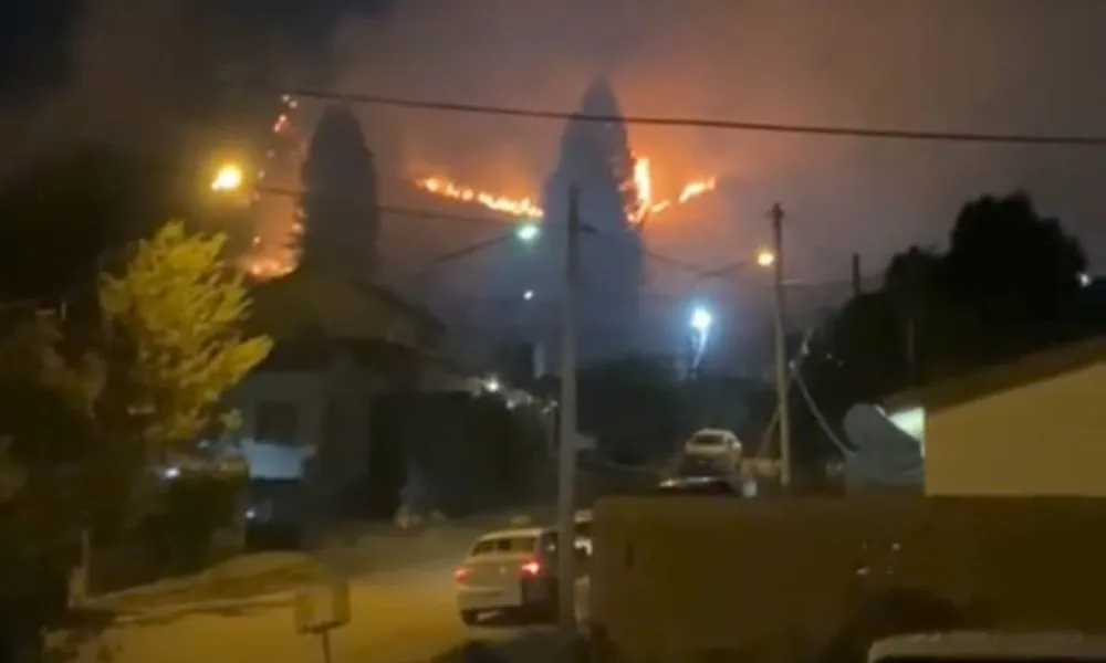 Incendio forestal en Esquel. Foto InfoChucao