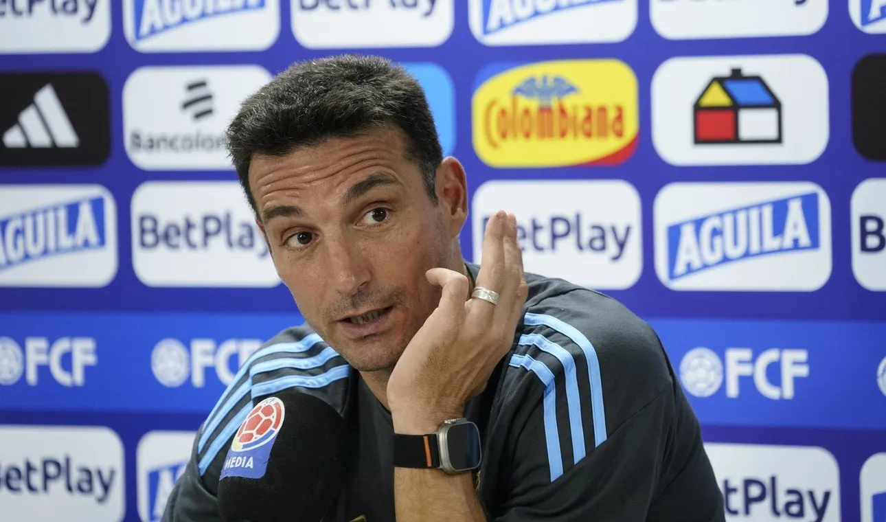 Lionel Scaloni confirmó la titularidad de Messi ante Colombia.
