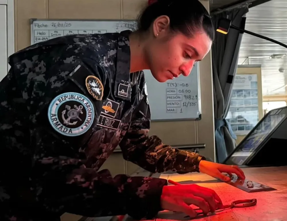 Base Antártica Argentina 3