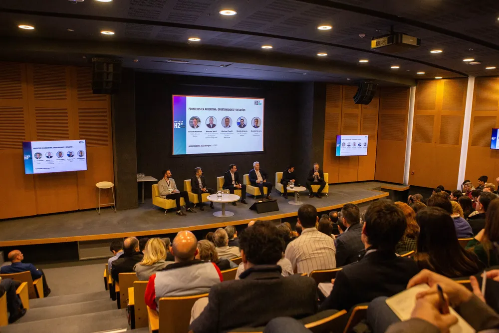 Foro sobre hidrógeno auditorio