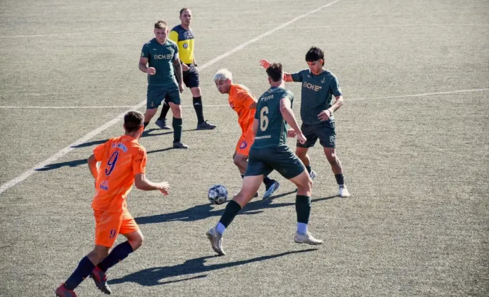 J.J. Moreno venció 2-1 a Guillermo Brown y mantuvo su impulso en el Clausura