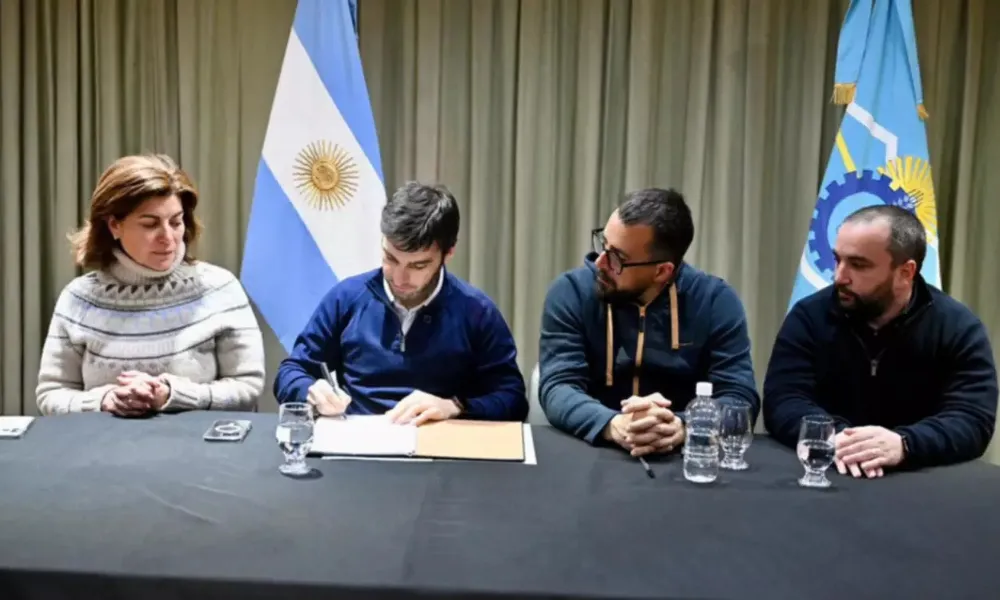 Apertura de sobres en Esquel