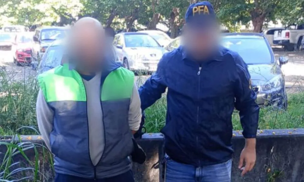 Detienen a un referente de la barra de Tigre