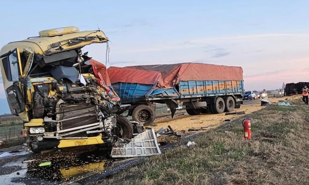 Choque entre camiones