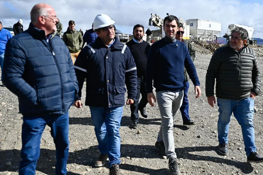 avanza la Presa Nacimiento Río Senguer