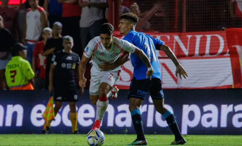 El Bicho buscó con más decisión en el complemento y tuvo las chances más claras