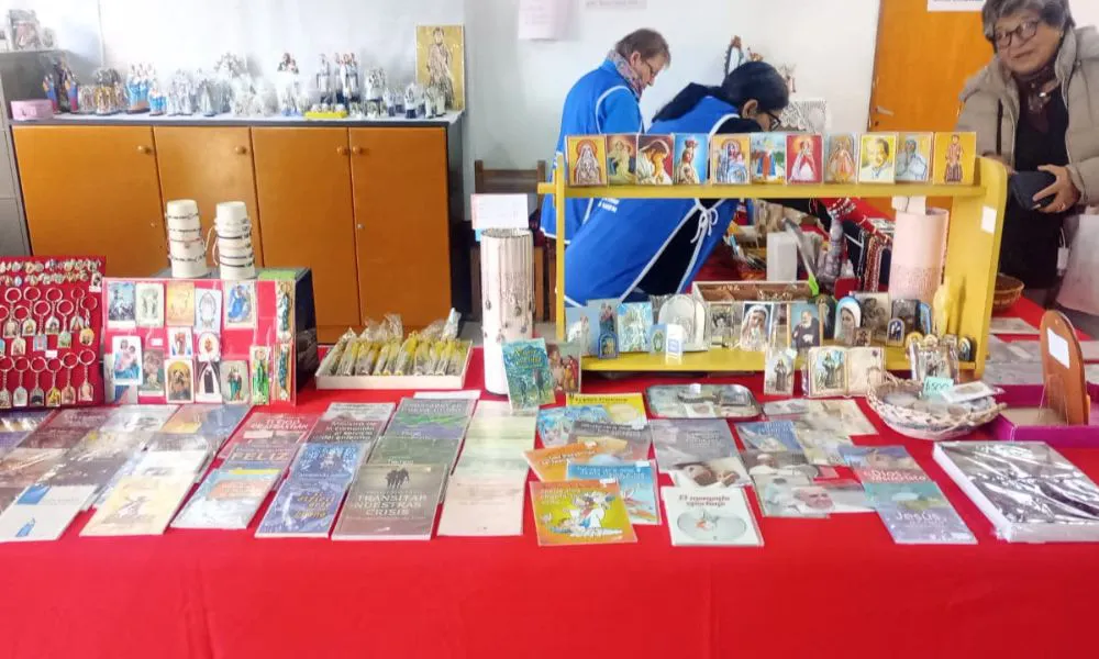 Estampitas de San Cayetano en Madryn