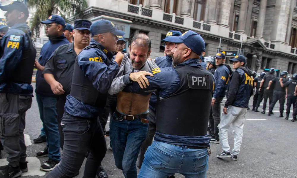 ENFRENTAMIENTO EN MOVILIZACIÓN FOTO NA DAMIAN DOPACIO 4