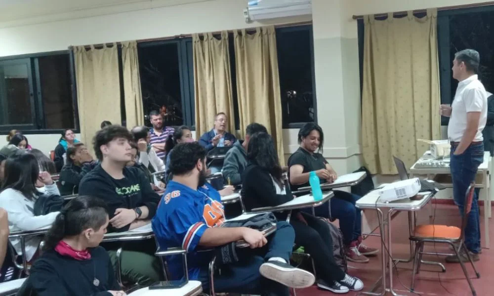 Educación para jóvenes y adultos