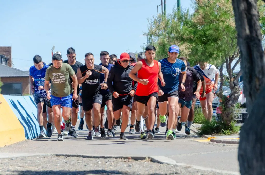 Integrantes del cuerpo estable de guardavidas rindieron los exámenes de révalida (1)