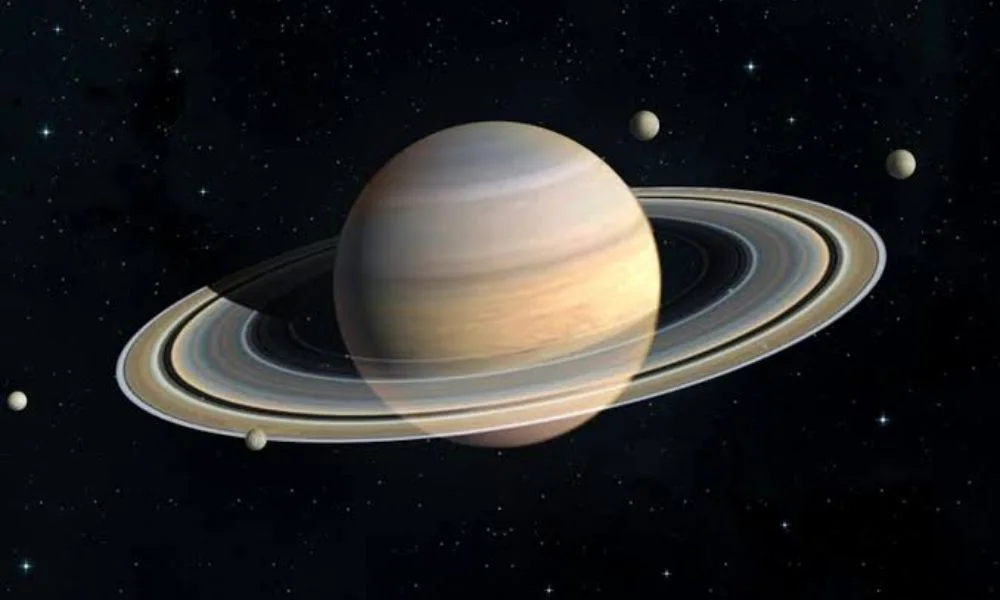Saturno