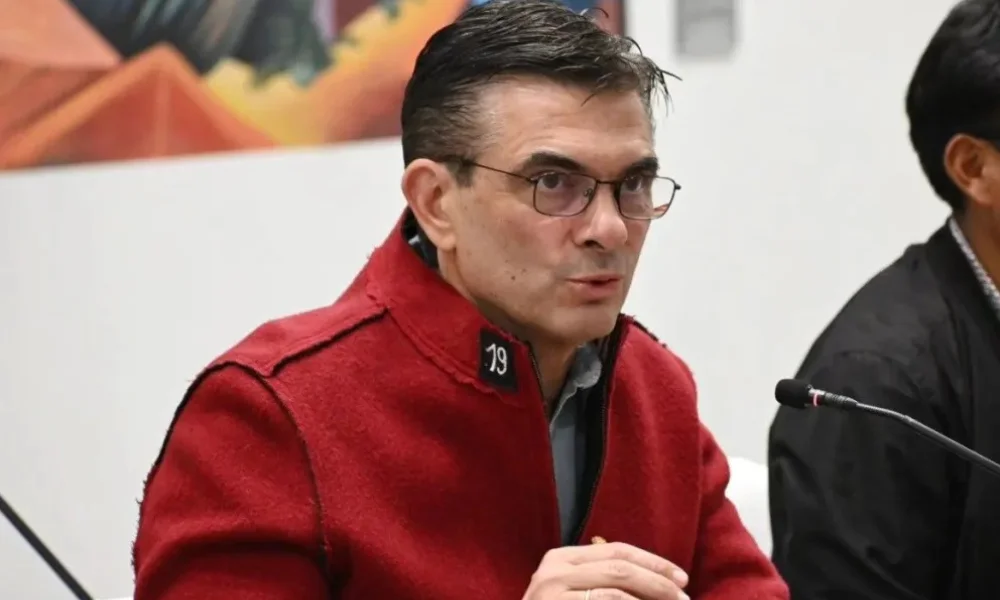 El presidente Rodrigo Paz Pereira volvió a hablar públicamente y buscó instalar un mensaje de negociación.