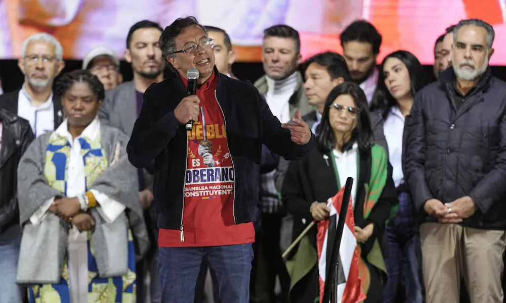 Petro Colombia foto La Nación