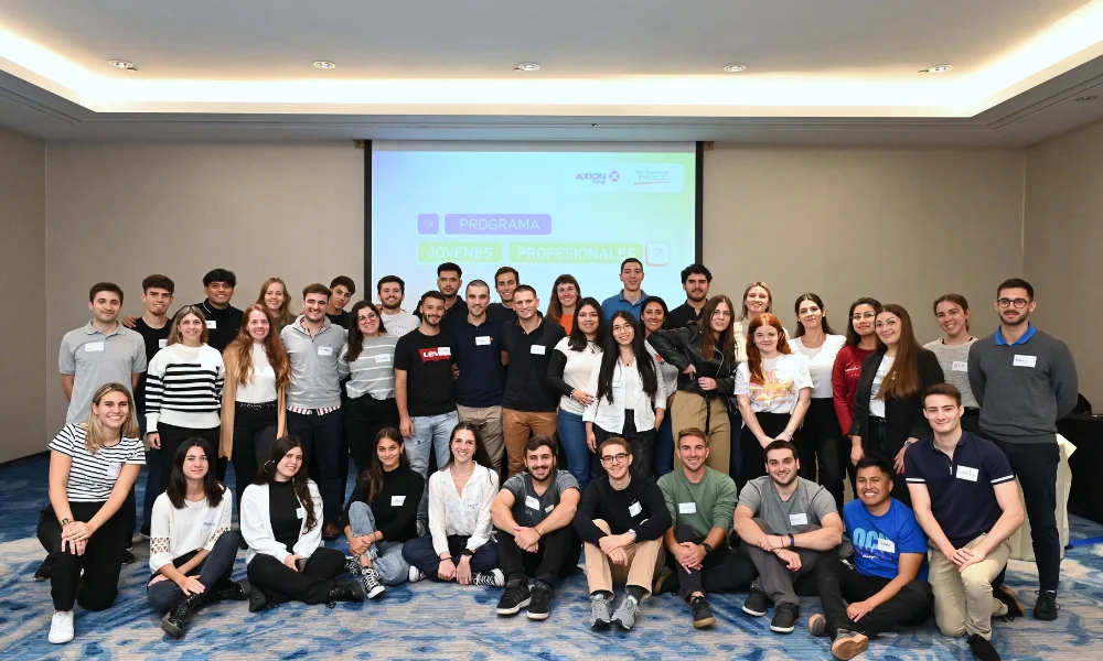 PAE abrió su programa de jóvenes profesionales