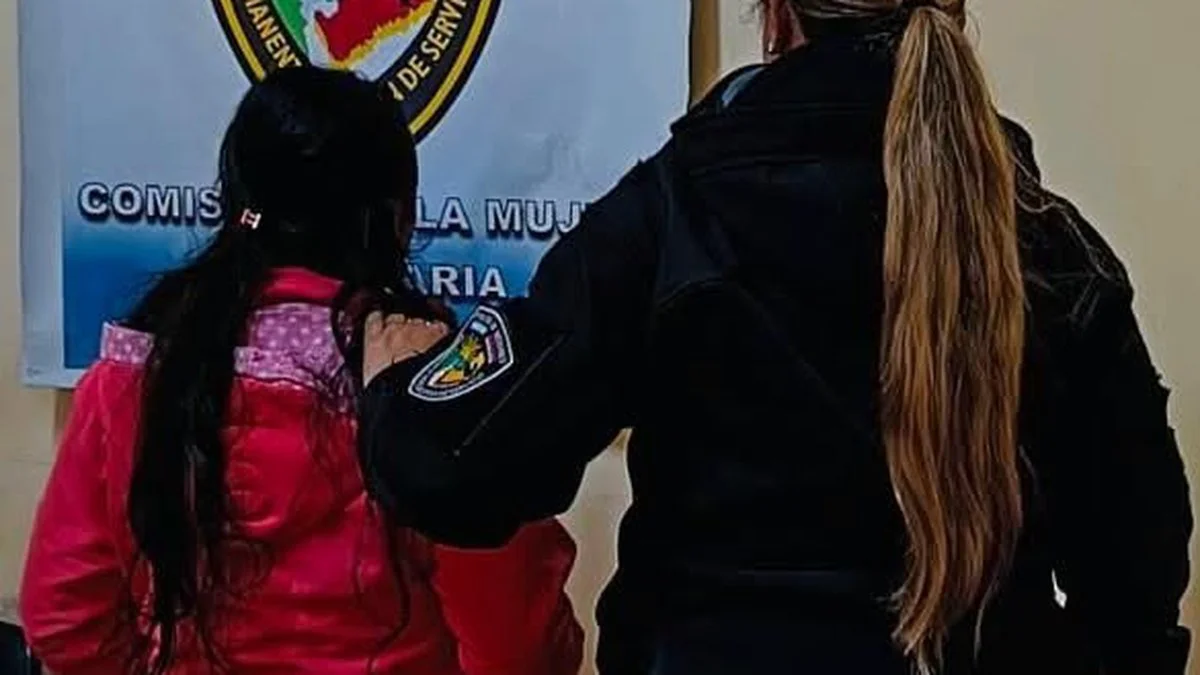 Investigan a una mujer que hirió a su expareja con un cuchillo