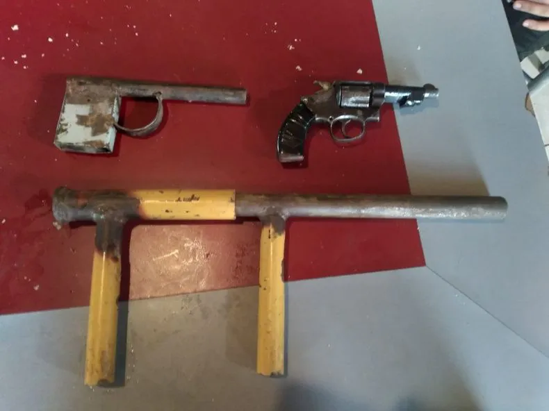 Imagen de armas tumberas.