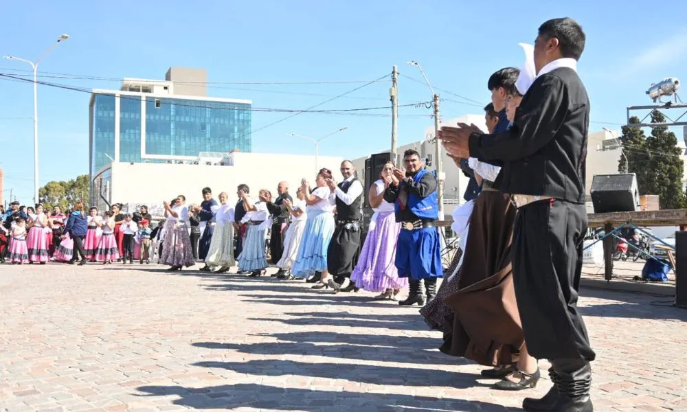Celebración del día de la zamba en Puerto Madryn 1