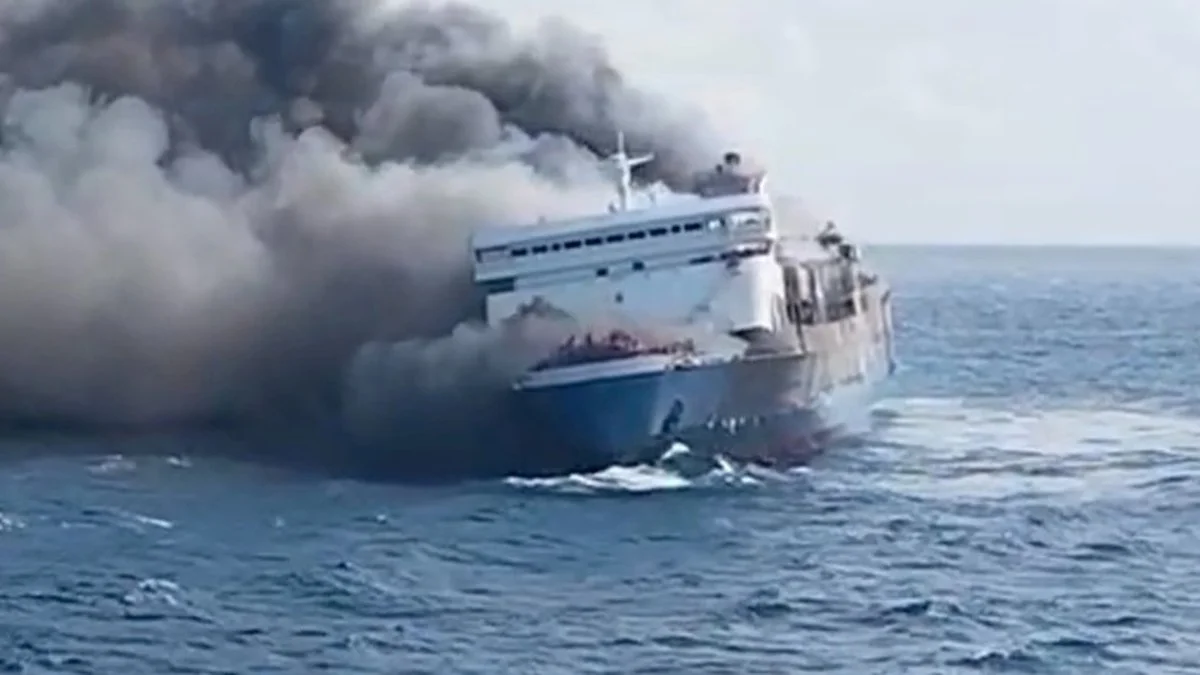 Buque tragedia en Indonesia foto Clarín