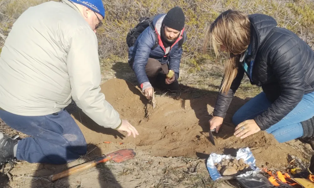 investigación sobre un campamento militar