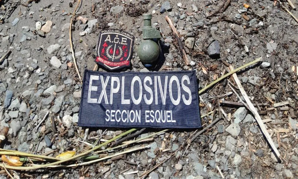 Granadas en la cordillera