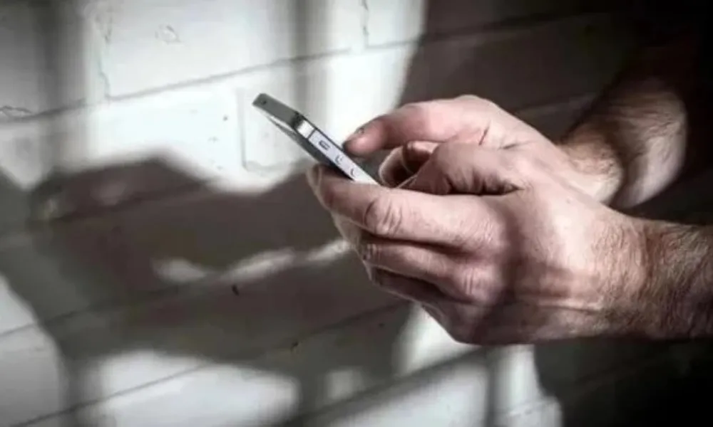 Presos sin celulares