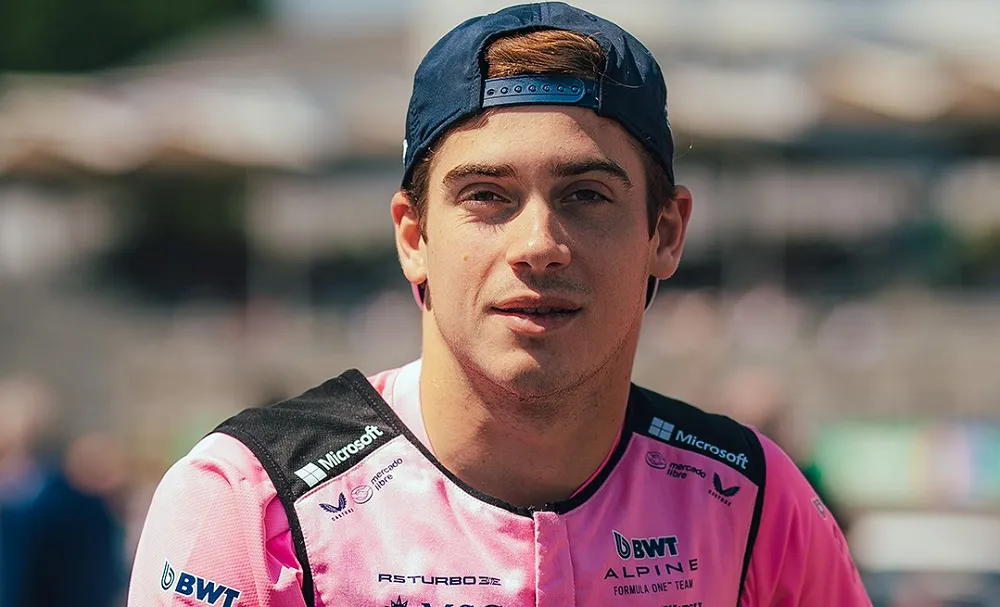 El piloto argentino de Fórmula 1 le envió un mensaje de apoyo a Kevin Benavides.