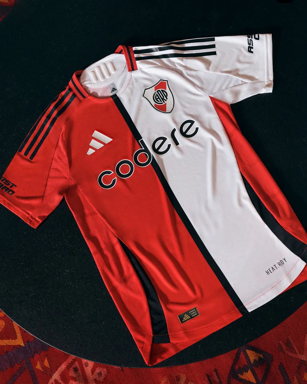 Camiseta river1